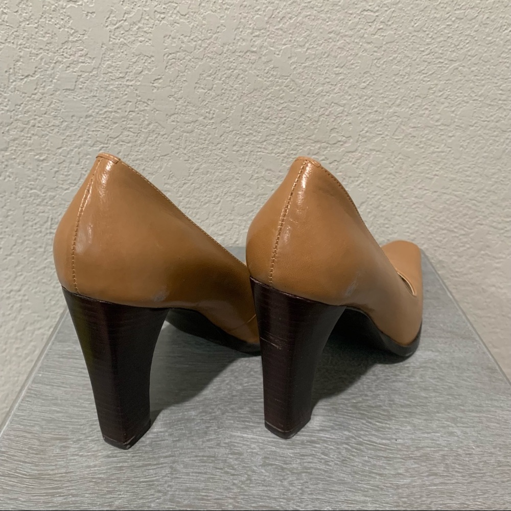 BCBG Heels - Picture 3 of 6